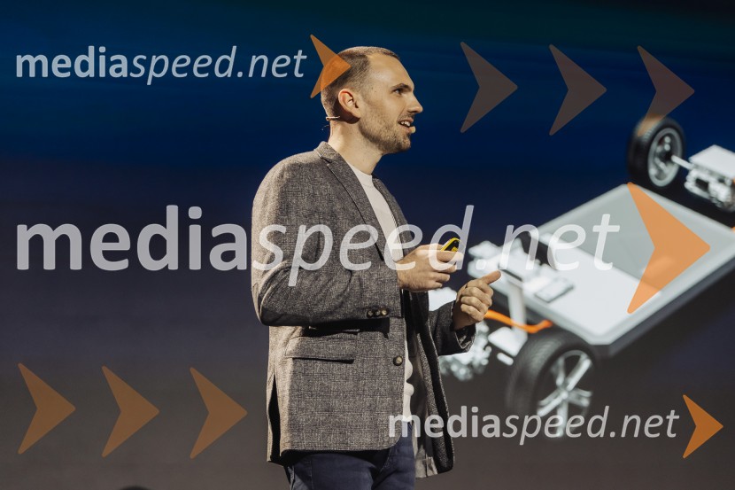  Frane Pamuković, produktni vodjaBYD uradno vstopa na slovenski trg