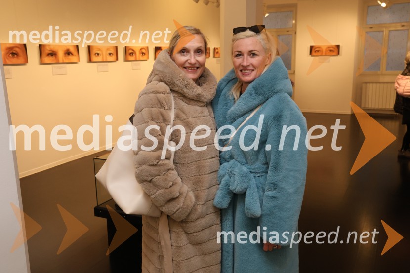  Simona Tripkovič, direktorica, Muzej narodne osvoboditve Maribor;  Maja Lampelj, ginekologinja in zdravnica leta 2018Otvoritev fotografske razstave Ženske Maribora