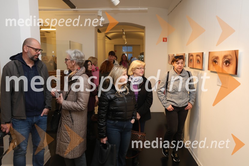 Otvoritev fotografske razstave Ženske Maribora
