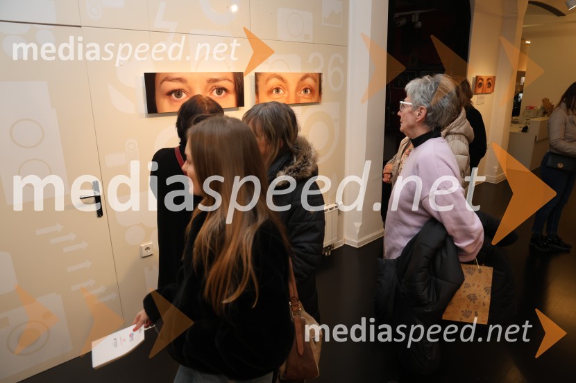 Otvoritev fotografske razstave Ženske Maribora