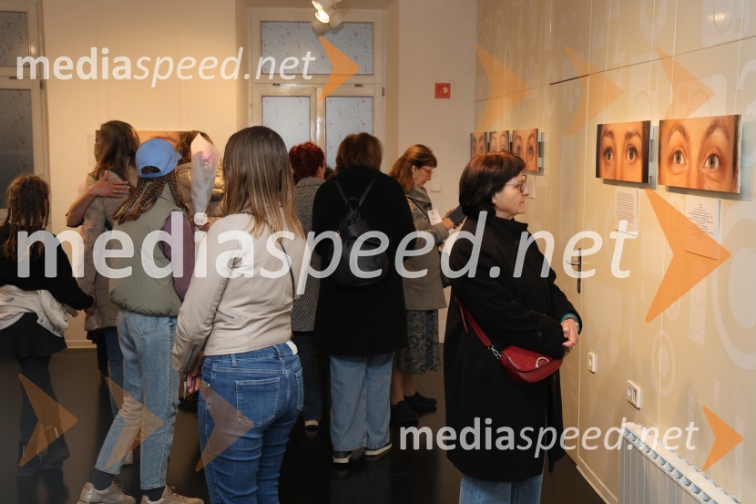 Otvoritev fotografske razstave Ženske Maribora