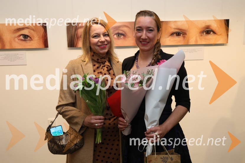  ... ;  Maja Modrinjak, FotografinjaOtvoritev fotografske razstave Ženske Maribora