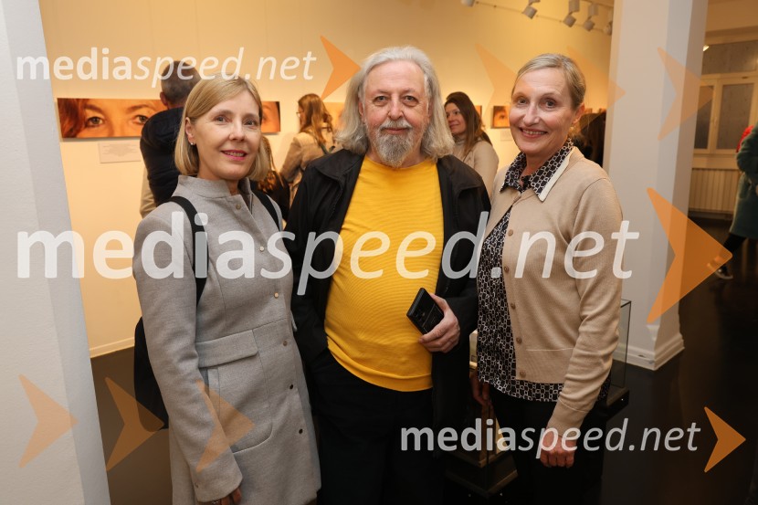  ... ;  ... ;  Simona Tripkovič, direktorica, Muzej narodne osvoboditve MariborOtvoritev fotografske razstave Ženske Maribora