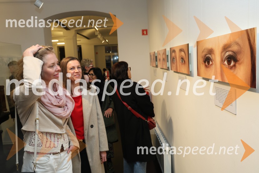 Otvoritev fotografske razstave Ženske Maribora