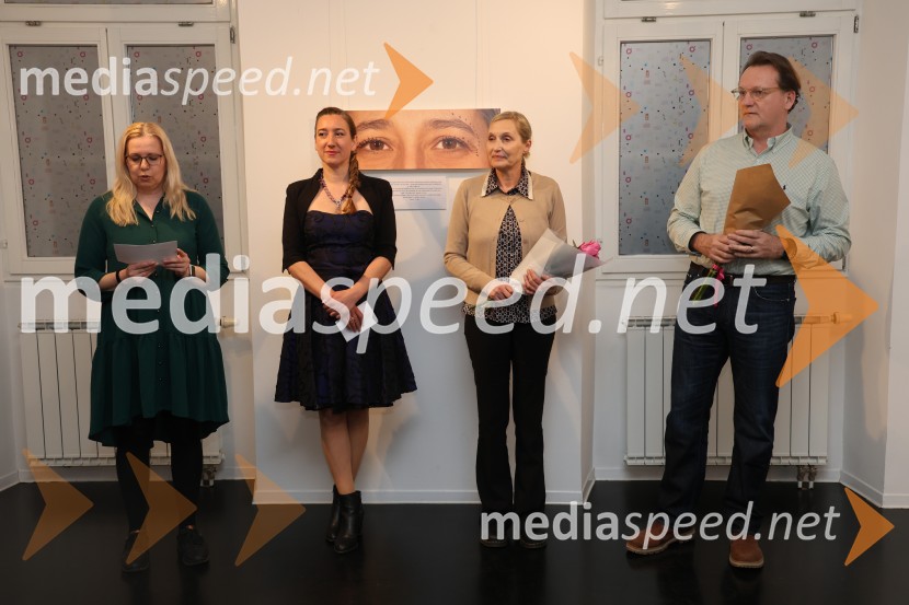  ... ;  Maja Modrinjak, Fotografinja;  Simona Tripkovič, direktorica, Muzej narodne osvoboditve Maribor;  ... Otvoritev fotografske razstave Ženske Maribora