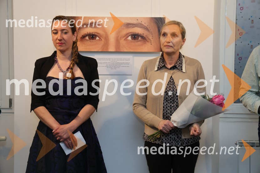  Maja Modrinjak, Fotografinja;  Simona Tripkovič, direktorica, Muzej narodne osvoboditve MariborOtvoritev fotografske razstave Ženske Maribora