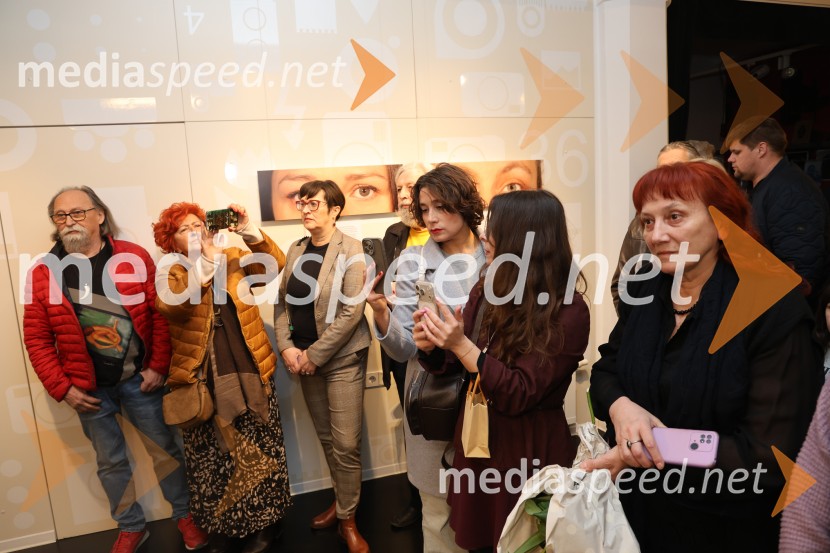 Otvoritev fotografske razstave Ženske Maribora