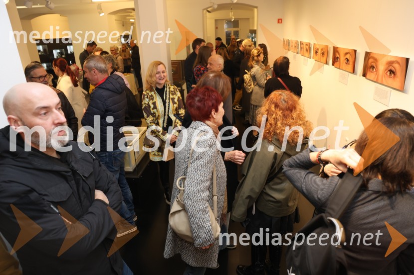 Otvoritev fotografske razstave Ženske Maribora