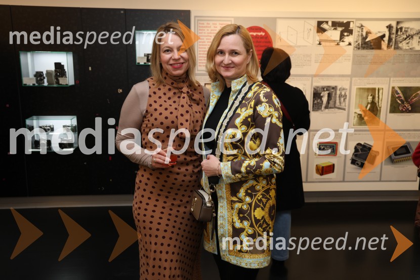 Otvoritev fotografske razstave Ženske Maribora