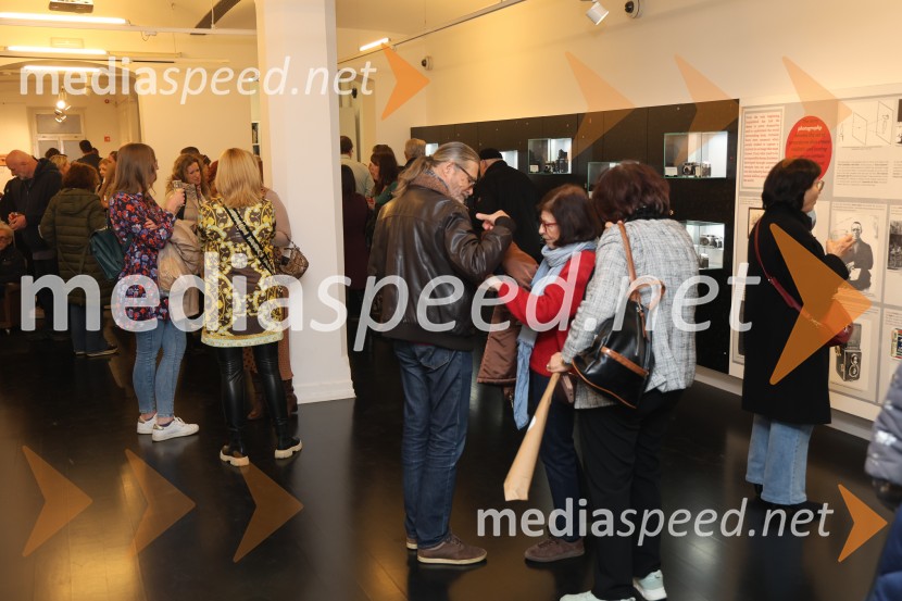 Otvoritev fotografske razstave Ženske Maribora