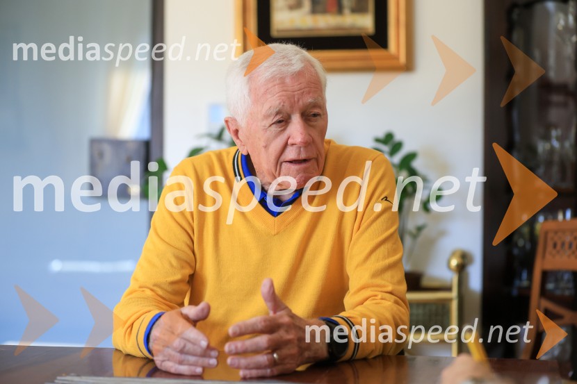  Tone Vogrinec, športni in smučarski funkcionarTone Vogrinec, portret