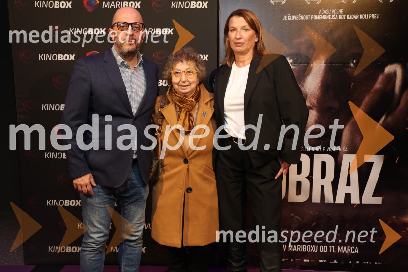 Nikola Vukčević, filmski režiser;  Dragica Petrovič, režiserka in producentka;  Nataša Sevčnikar, nagrajena filmska maskerkaObraz, premiera drame, Maribox