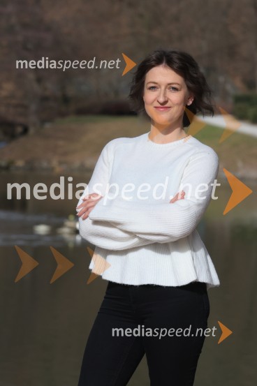  Sandra ČehSandra Čeh, portret