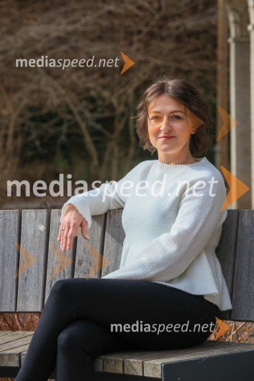  Sandra ČehSandra Čeh, portret