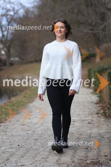  Sandra ČehSandra Čeh, portret