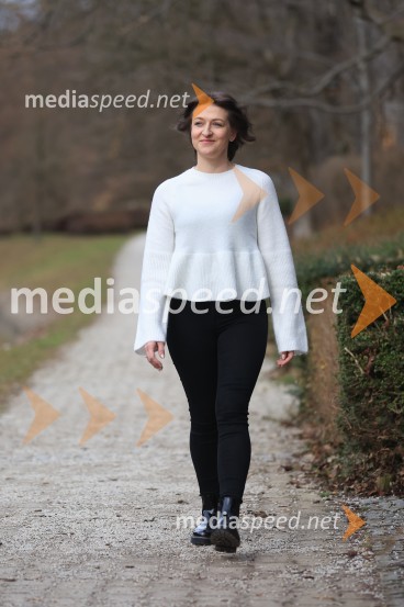  Sandra ČehSandra Čeh, portret