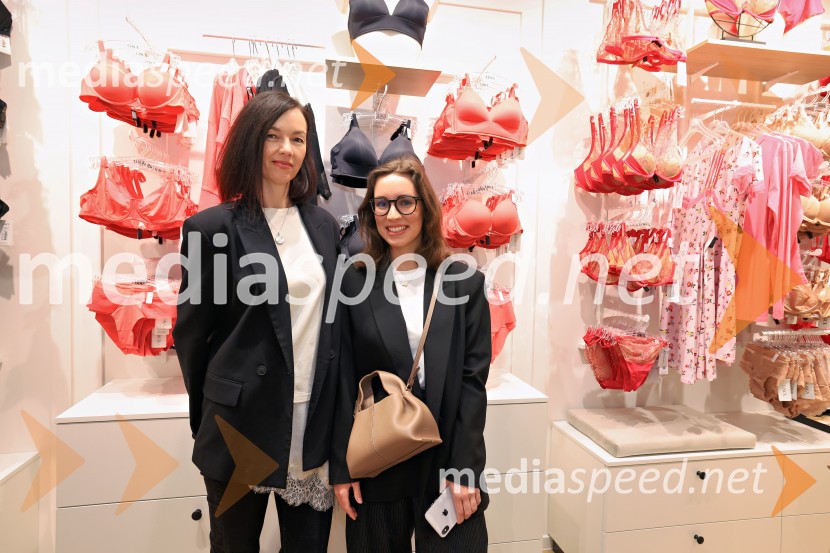  Simona  Mladenović , Produktni marketing, Petrol d.o.o.;  Nastja LanišekLisca, otvoritev nove trgovine, Europark