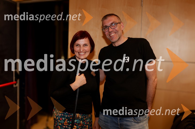 Kako preživeti apokalipso zombijev, premiera