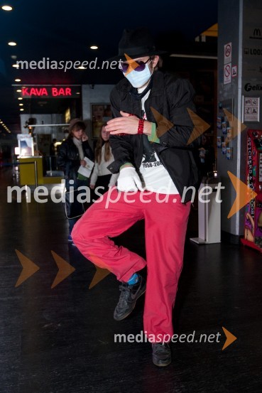 PlesalecPremiera filma Michael Jackson; This is it