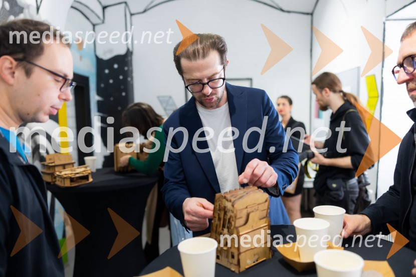 Hiša iluzij Ljubljana - svet, kjer ni nič, kot se zdi