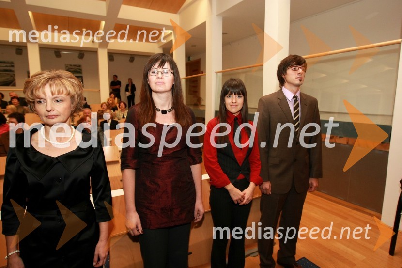 Dr. Breda Jesenšek Papež, Medicinska fakulteta Univerze v Mariboru, dr. Tadeja Kraner Šumenjak, Fakulteta za naravoslovje in matematiko Univerze v Mariboru, dr. Aleksandra Tepeh, Fakulteta za naravoslovje in matematiko Univerze v Mariboru in dr. Tomaž Žula, Fakulteta za gradbeništvo Univerze v MariboruUniverza v Mariboru: Promocija doktorjev znanosti, oktober 2009