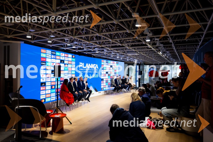 Novinarska konferenca pred letošnjim spektaklom v Planici