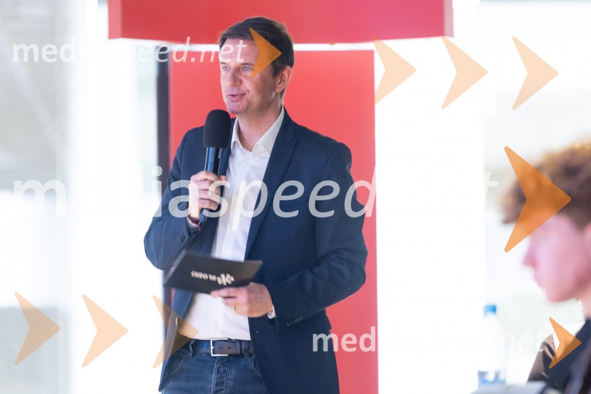 Novinarska konferenca pred letošnjim spektaklom v Planici