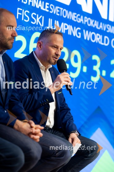 Novinarska konferenca pred letošnjim spektaklom v Planici