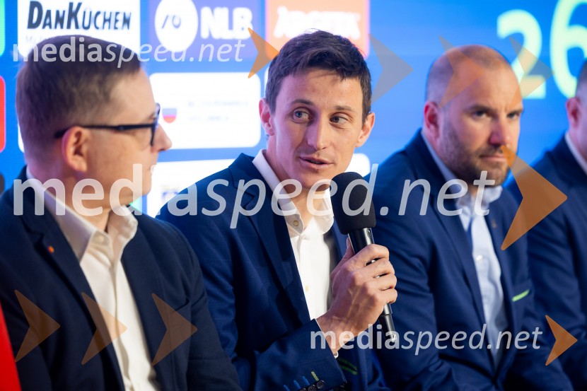 Novinarska konferenca pred letošnjim spektaklom v Planici