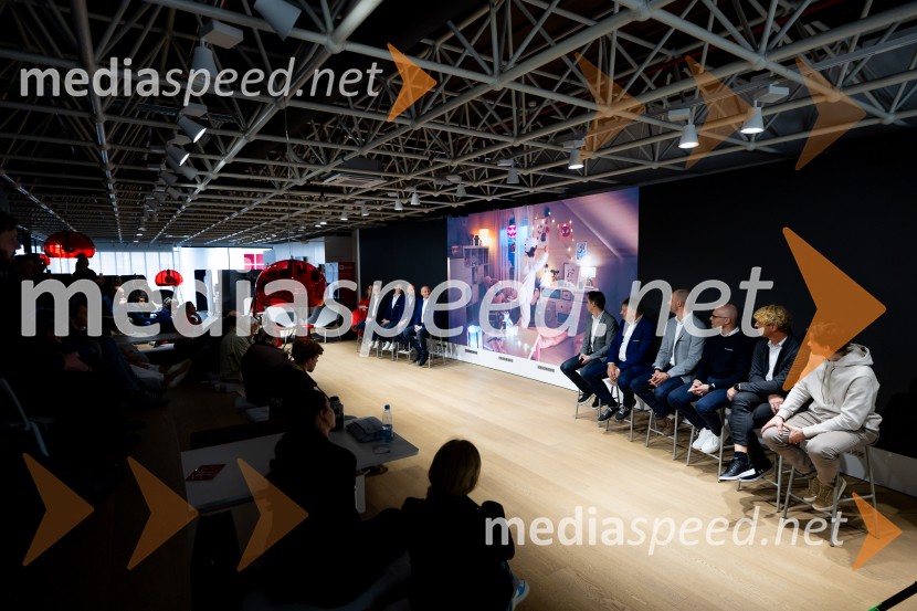 Novinarska konferenca pred letošnjim spektaklom v Planici