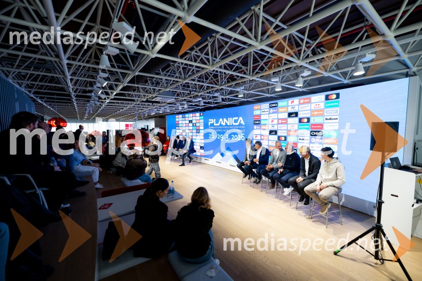 Novinarska konferenca pred letošnjim spektaklom v Planici