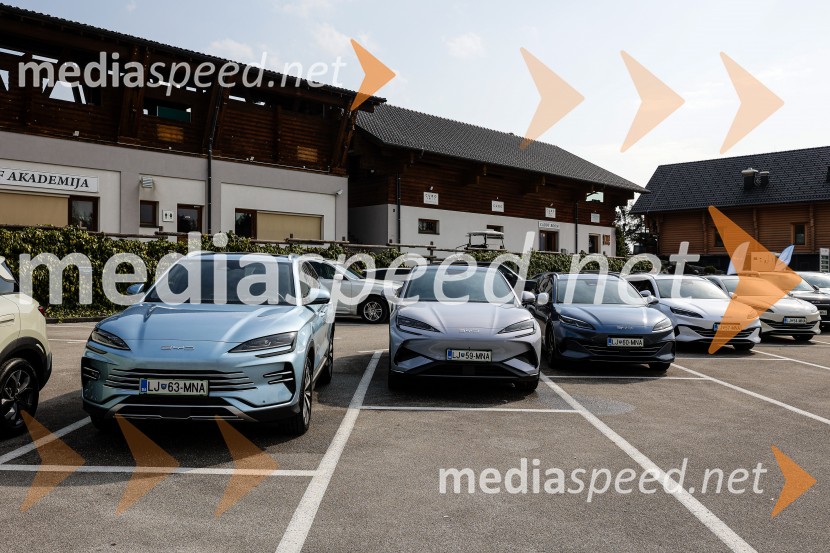 BYD hibrid, predstavitev