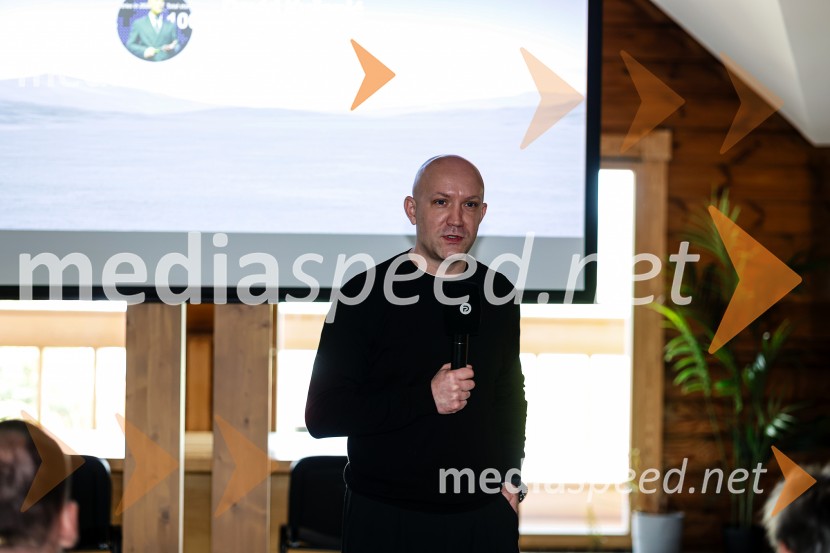 BYD hibrid, predstavitev