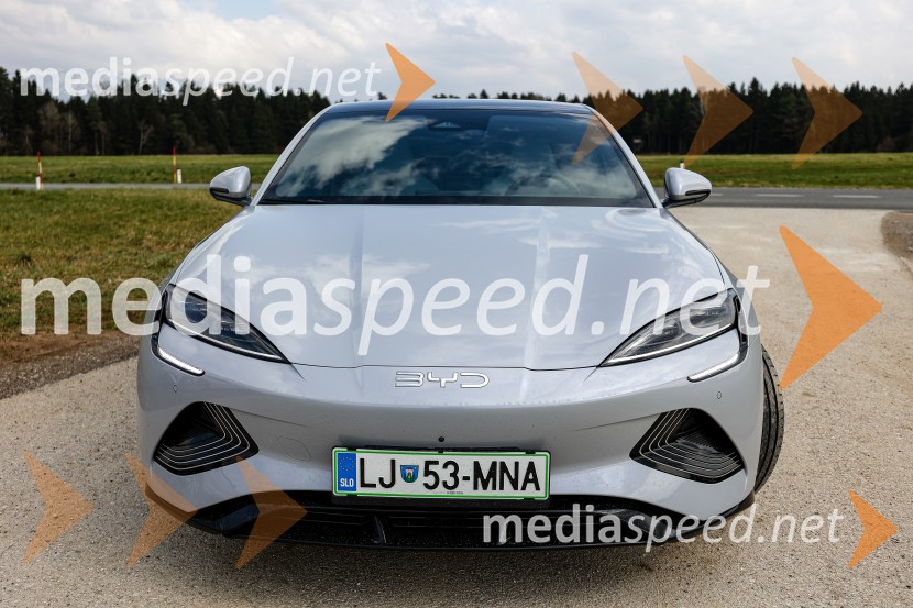 BYD hibrid, predstavitev