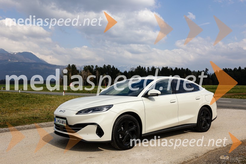 BYD hibrid, predstavitev