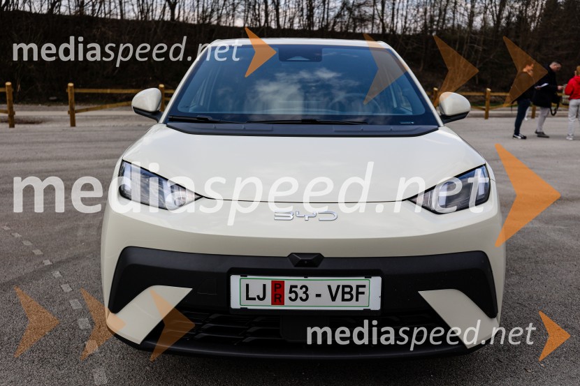 BYD hibrid, predstavitev