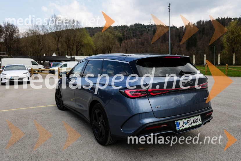 BYD hibrid, predstavitev