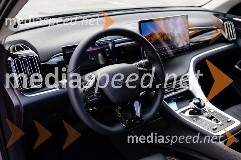 BYD hibrid, predstavitev