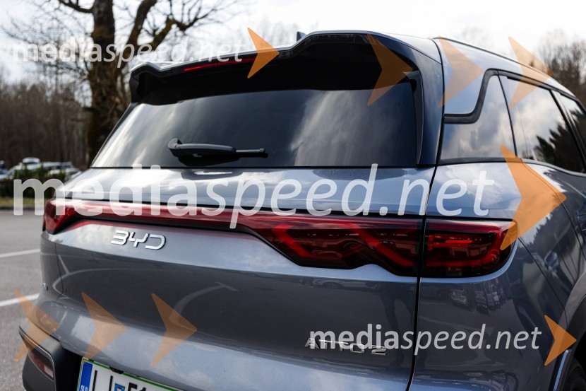 BYD hibrid, predstavitev