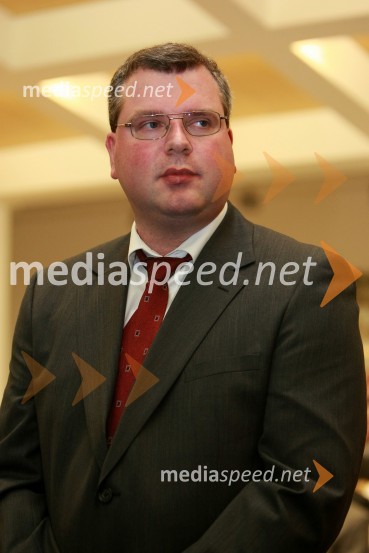 Dr. Andrej Gusel, Fakulteta za strojništvo Univerze v MariboruUniverza v Mariboru: Promocija doktorjev znanosti, oktober 2009