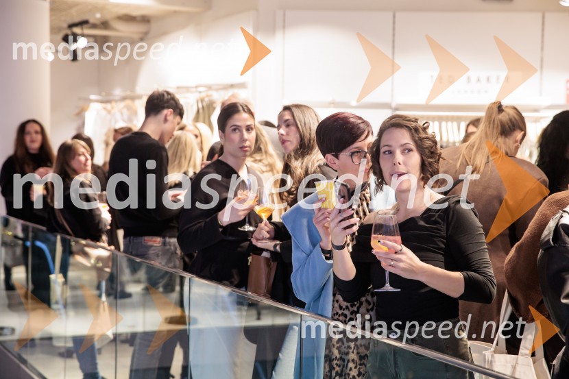 Topshop, otvoritev trgovine