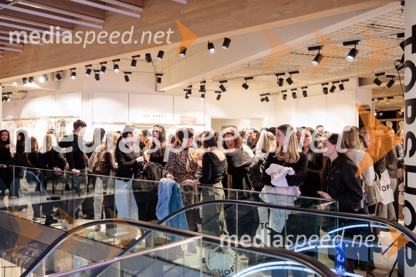 Topshop, otvoritev trgovine