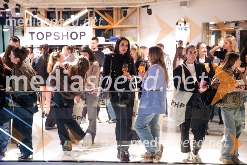 Topshop, otvoritev trgovine
