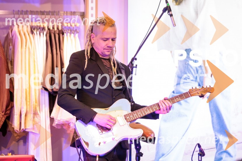 Topshop, otvoritev trgovine