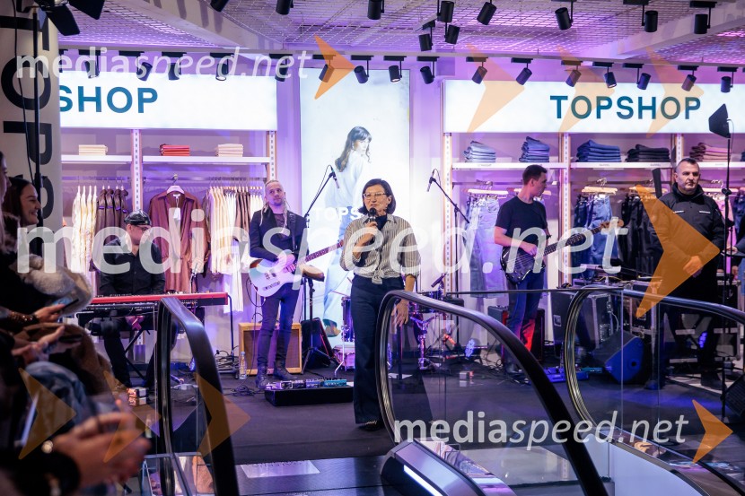 Topshop, otvoritev trgovine