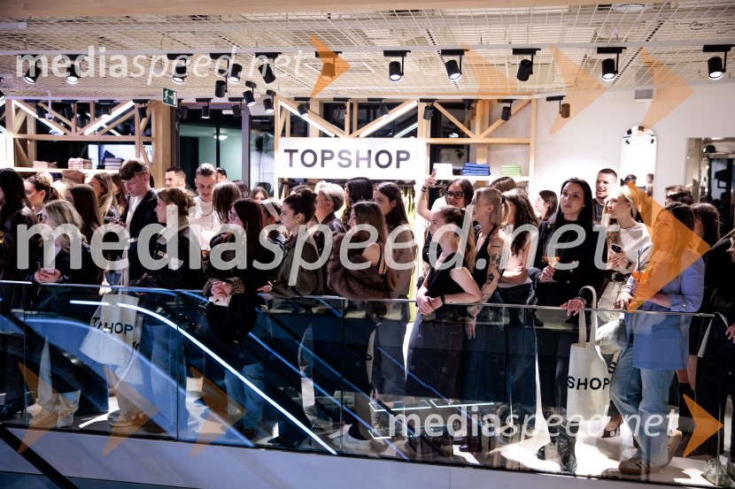 Topshop, otvoritev trgovine