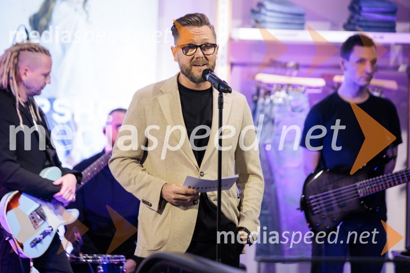 Topshop, otvoritev trgovine