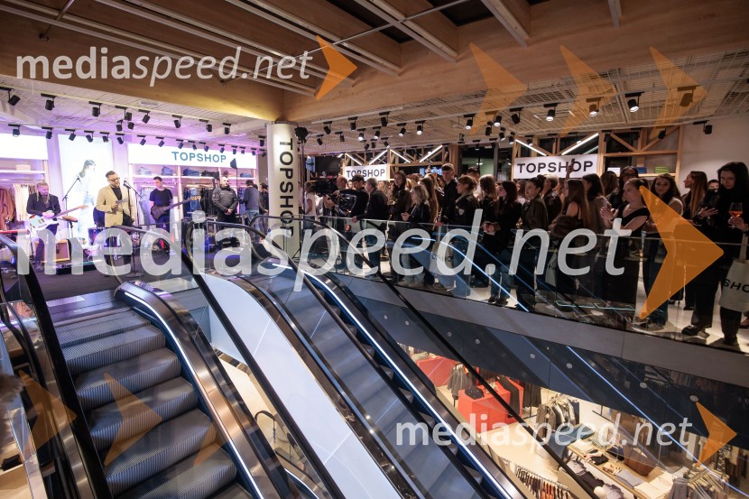 Topshop, otvoritev trgovine