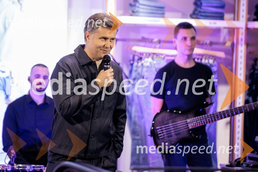 Topshop, otvoritev trgovine