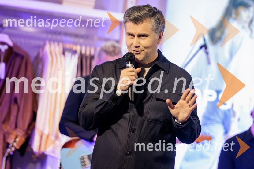 Topshop, otvoritev trgovine